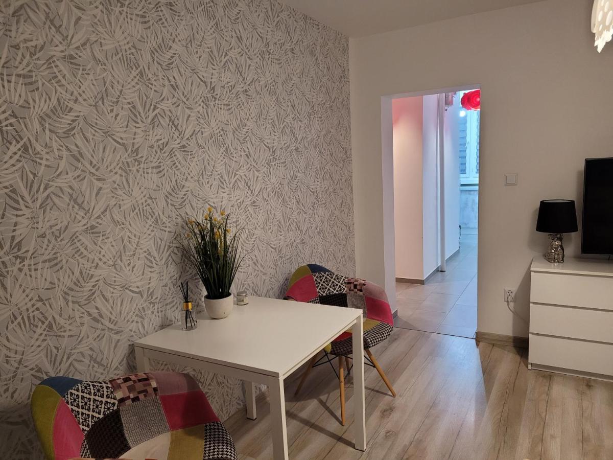 Boleslaviaapartments - Apartament Novum Poza Strefa Platnego Parkowania Boleslawiec  Kültér fotó